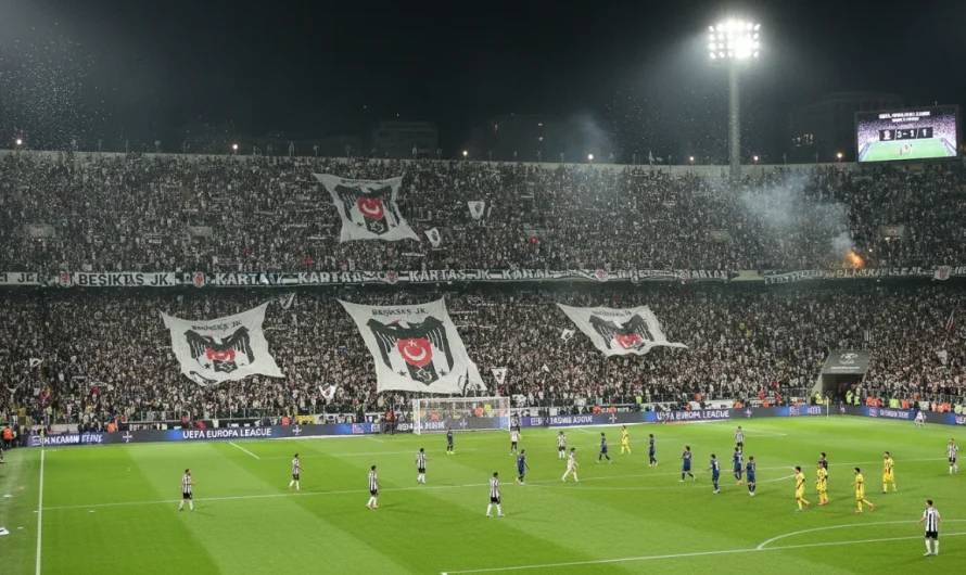 Siyah Beyazlıların Zorlu Grup Yolculuğu Başlıyor